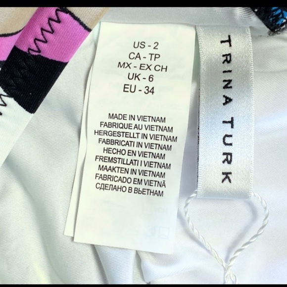 NWT Trina Turk Sintra Black Tropical Flora Halter Tankini Swimsuit Set Size 2 - Picture 2 of 16